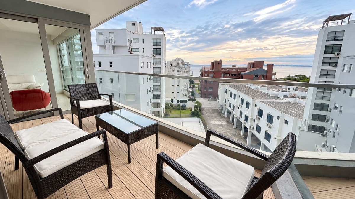 Apartamento 3 dormitorios, Playa Mansa punta del este
