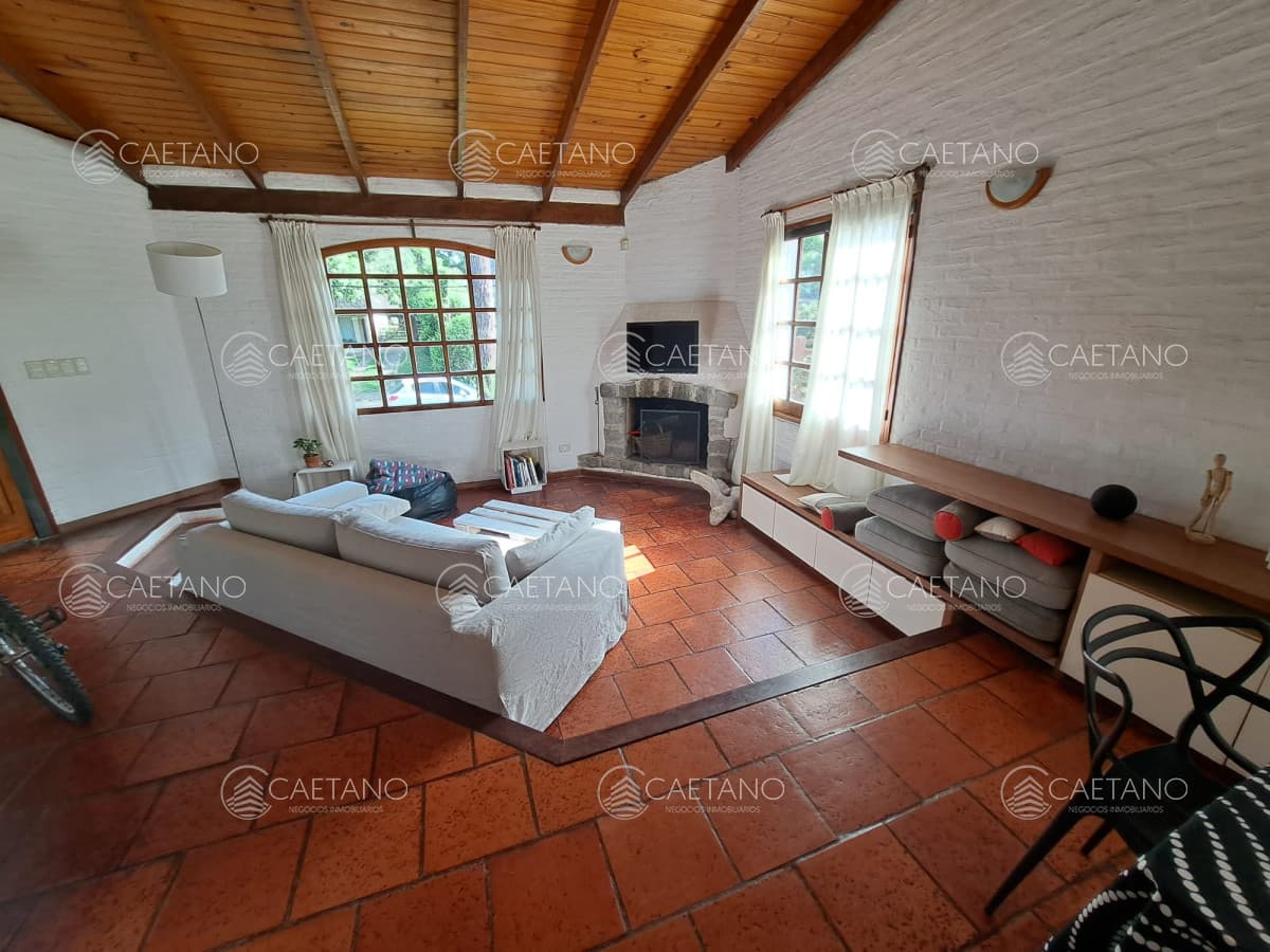 Casa en venta 3 dormitorios en Pinares — foto 3