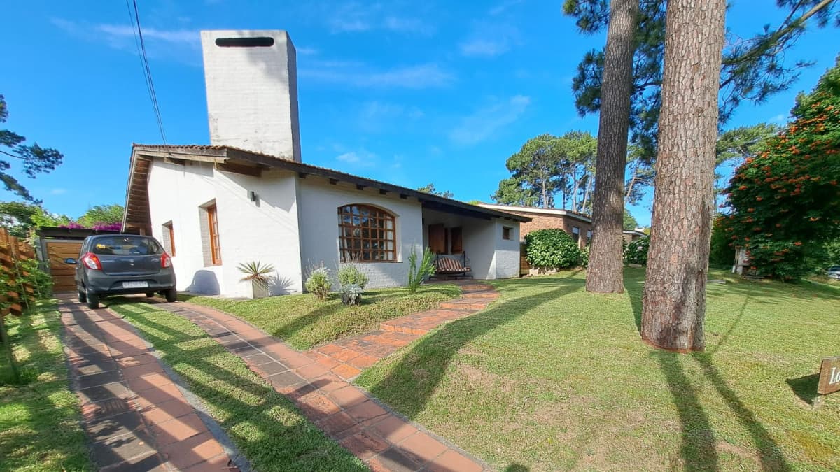 Casa en venta 3 dormitorios en Pinares