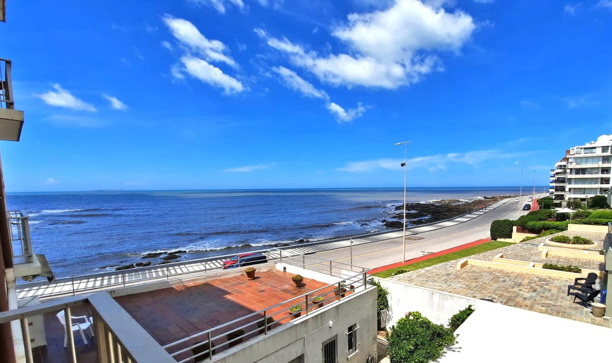Península, del lado de la brava. VISTA PARA SIEMPRE!! Bajos gastos!!