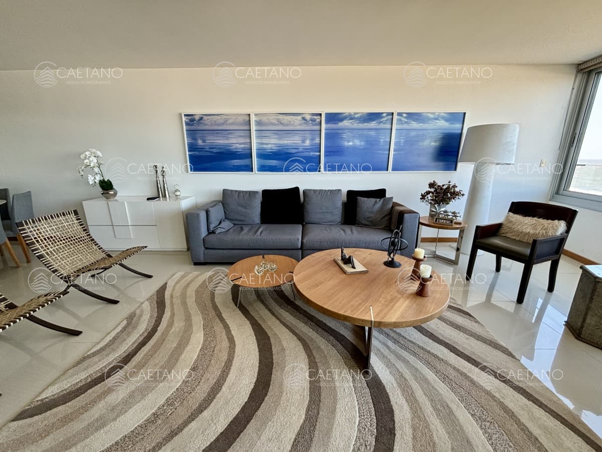 Apartamento en alquiler temporal, de 3 dormitorios, en playa brava — foto 3
