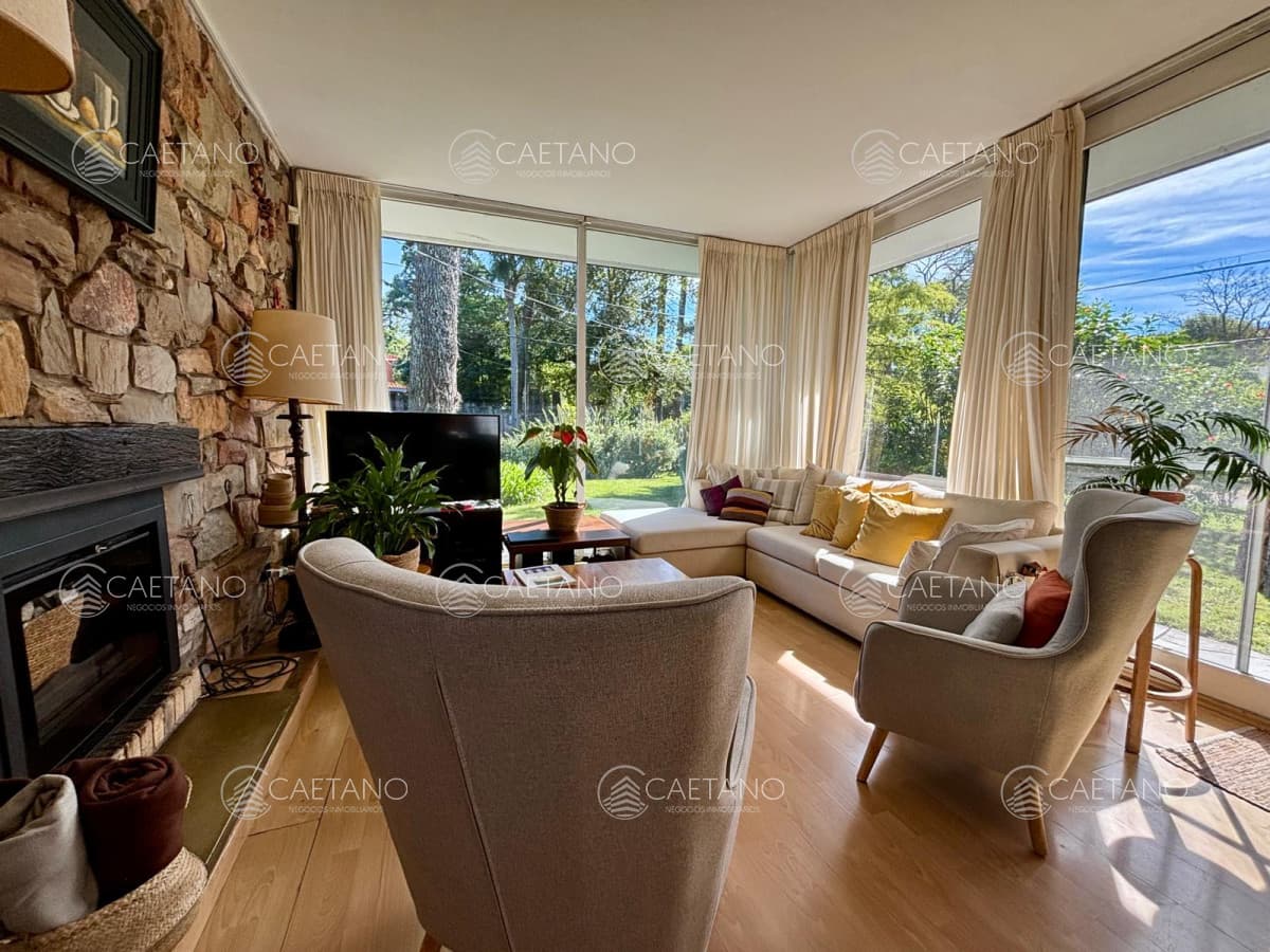 Casa en venta de 4 dormitorios, en la Mansa — foto 2