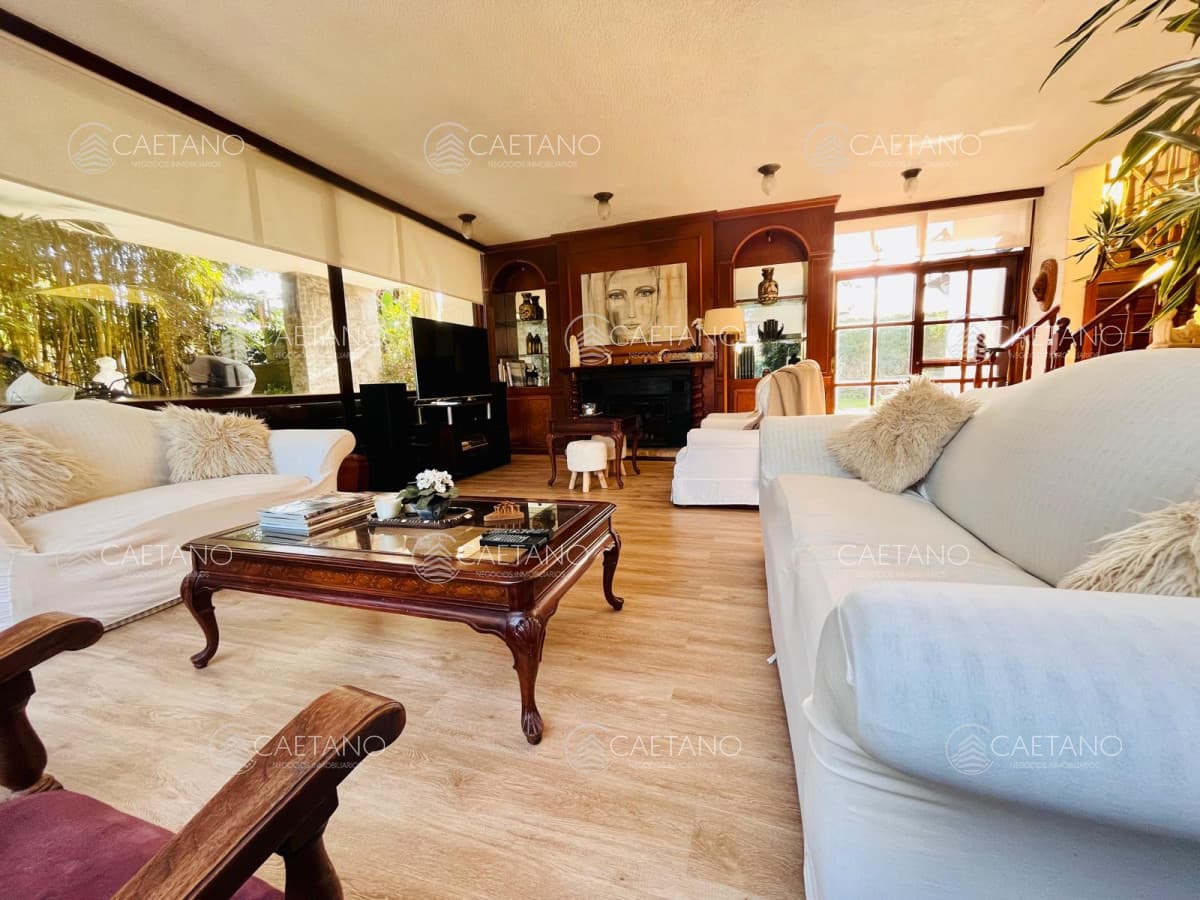 Casa en venta de 5 dormitorios, en zona Mansa, a 1 cuadra del mar — foto 3