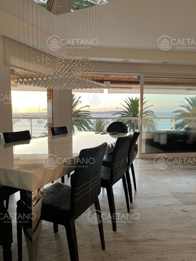 Venta Apartamento 3 Dormitorios, Peninsula, Punta del Este
