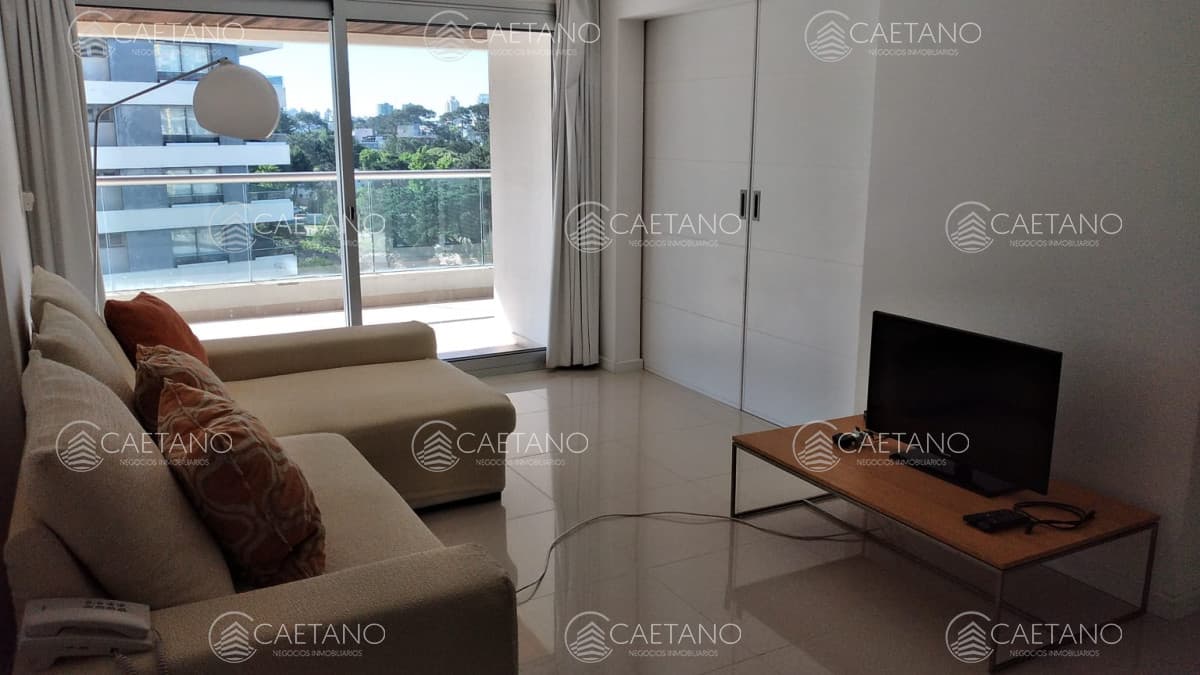 Apto 2 dorm y balcón