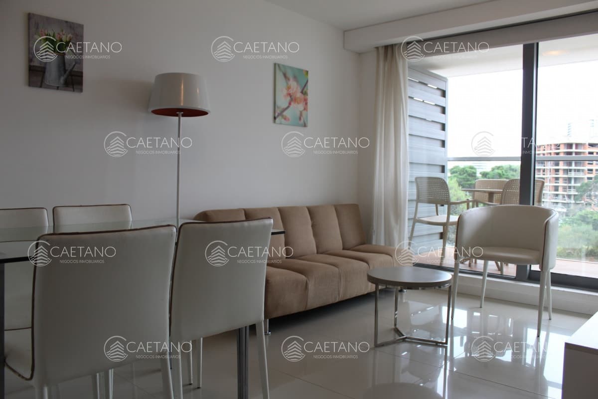 Apto 1 dorm + plus con balcón