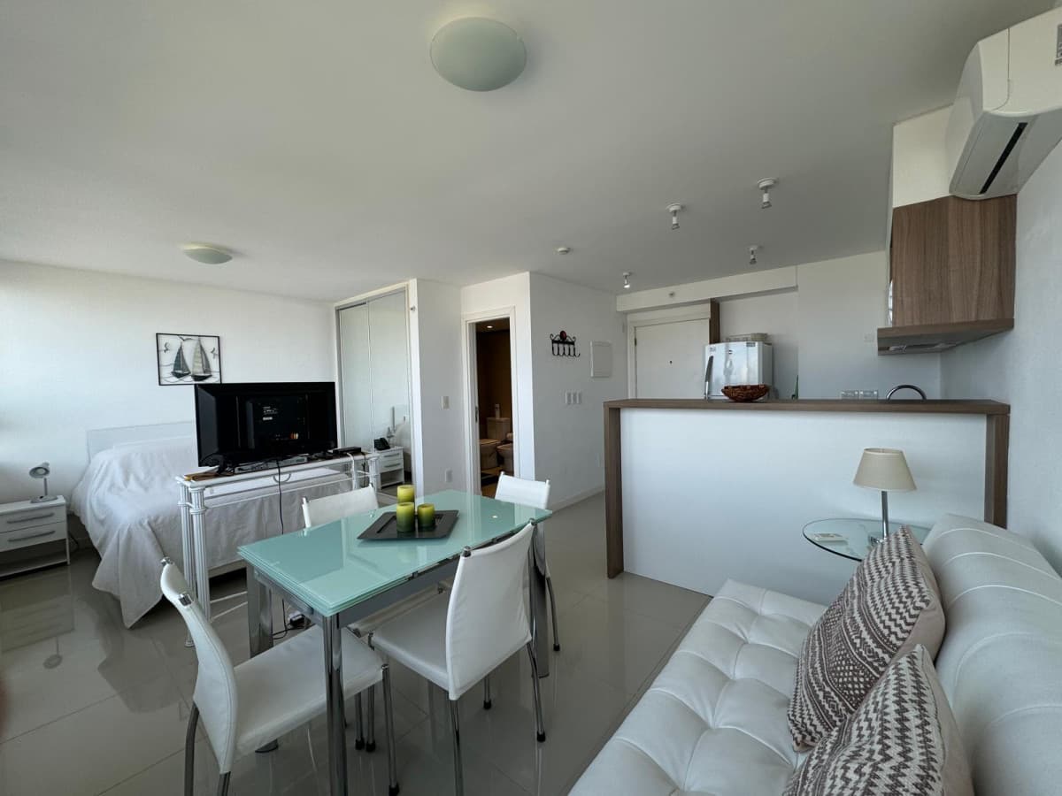 Apartamento en venta Monoambiente, CHRONOS  BRAVA- Punta del Este
