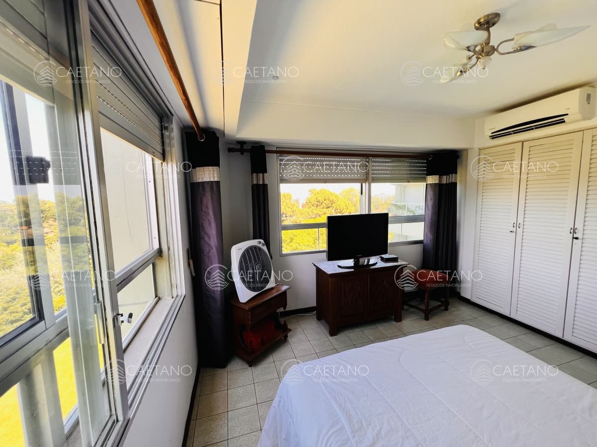 Apartamento de 2 dormitorios Punta del Este — foto 2