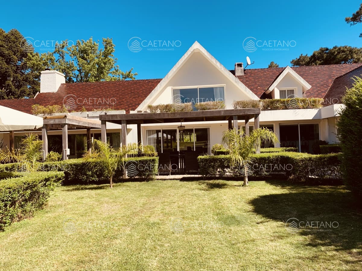Vendo Mansión en Golf — foto 2