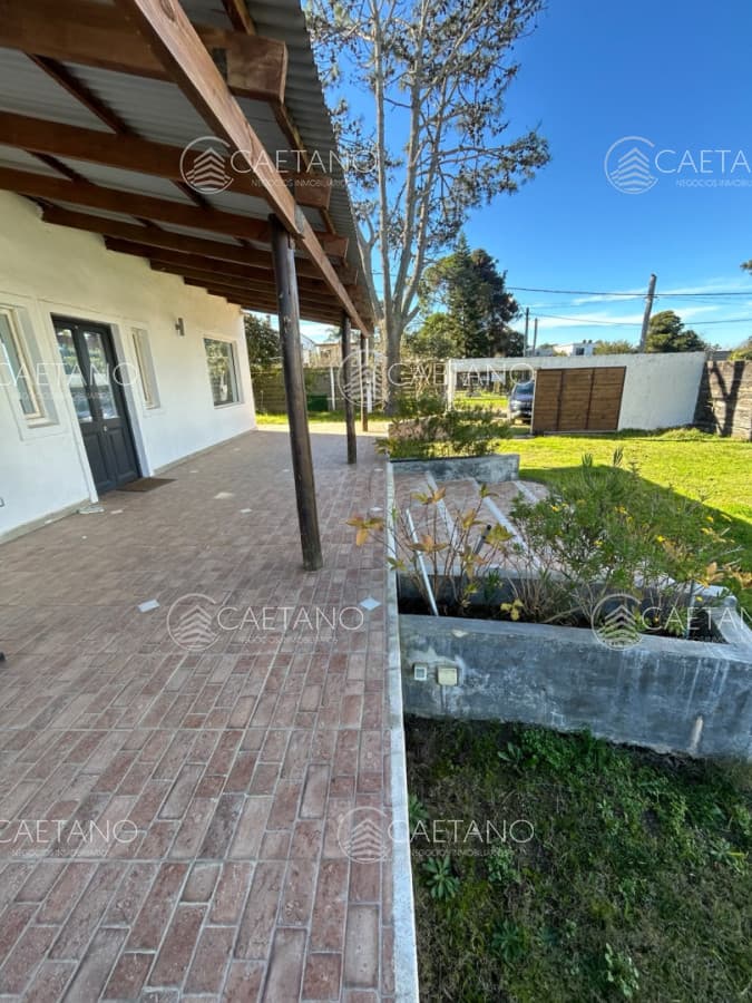 VENTA CASA EN BALNEARIO BS AS — foto 2