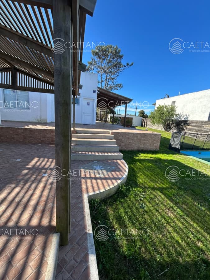 VENTA CASA EN BALNEARIO BS AS — foto 3