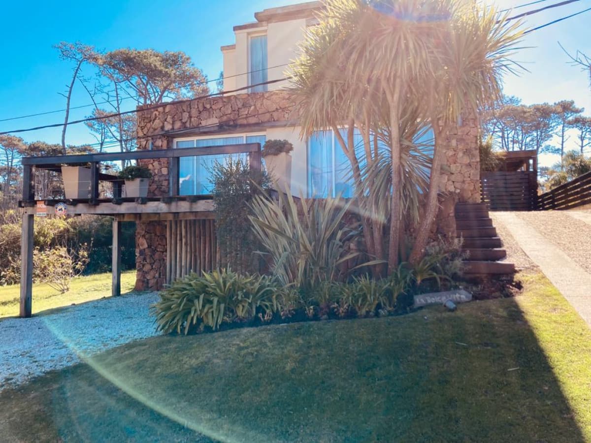 Alquilo hermosa casa en Montoya cerca de la playa