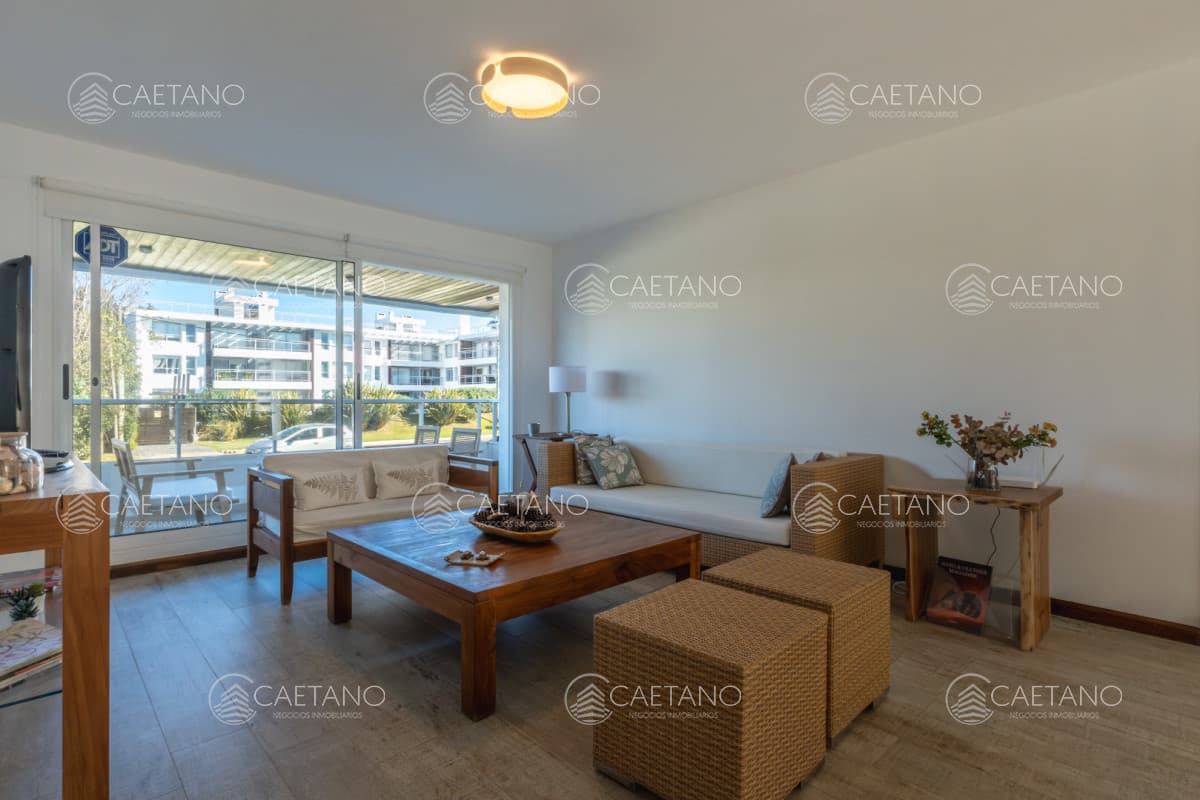 Venta apartamento 2 dormitorios - Playa Brava. — foto 3