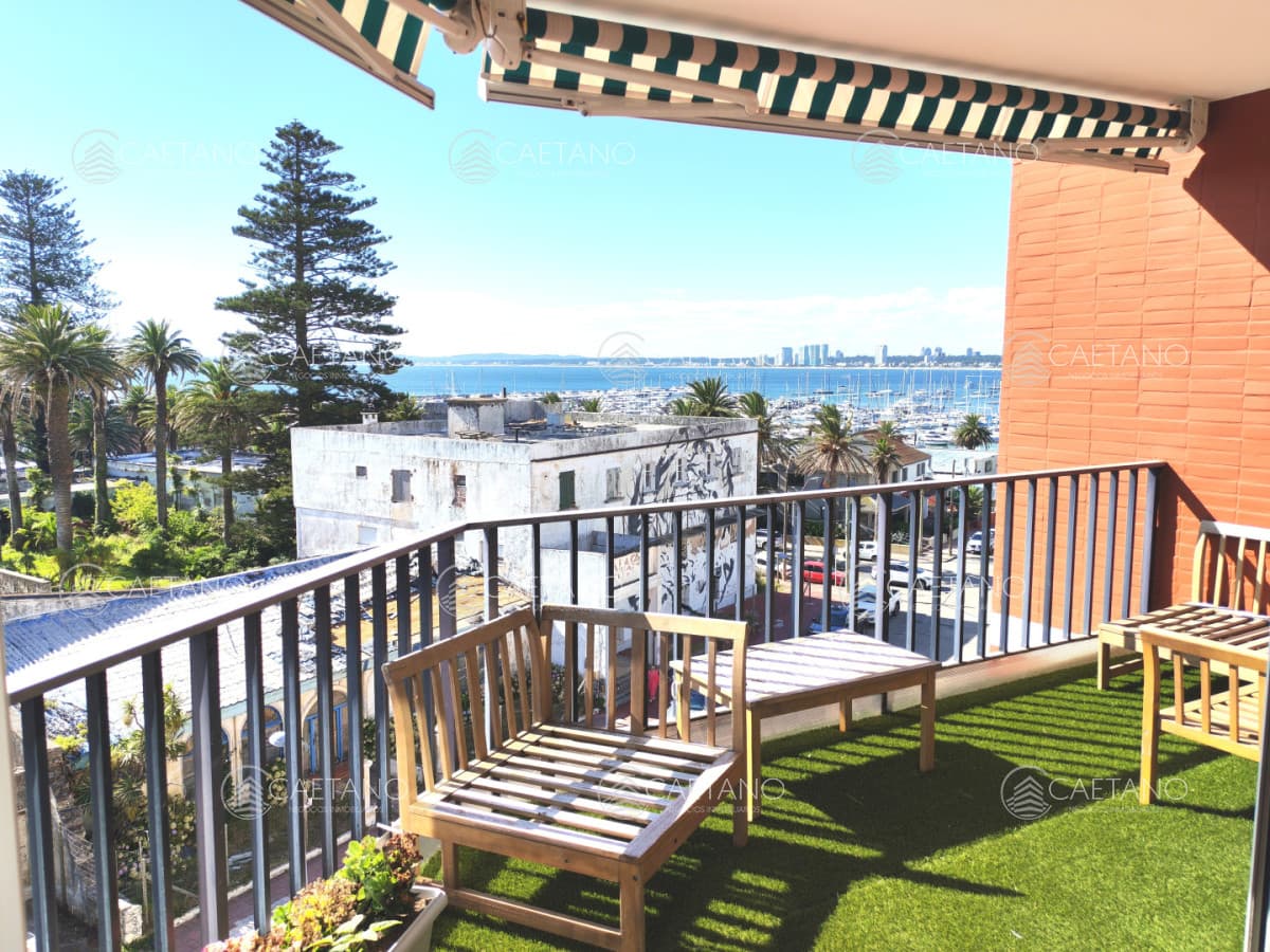 Venta apartamento 1 dormitorio. Peninsula, Punta del Este.