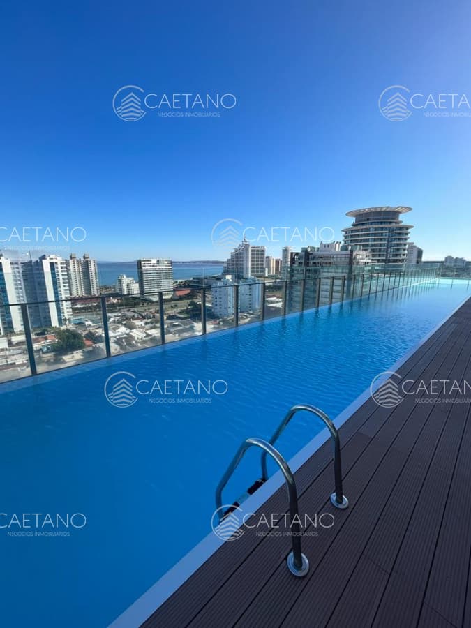 Vista a Playa Mansa un dormitorio y medio — foto 2