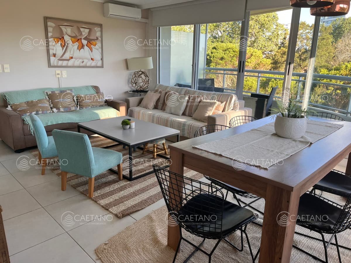 Venta apartamento 2 dormitorios. Roosevelt, Punta del Este