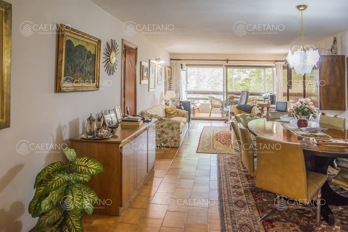 Apartamento en venta de 2 dormitorios en Parada 18 de Av. Roosevelt, Punta del Este — foto 3