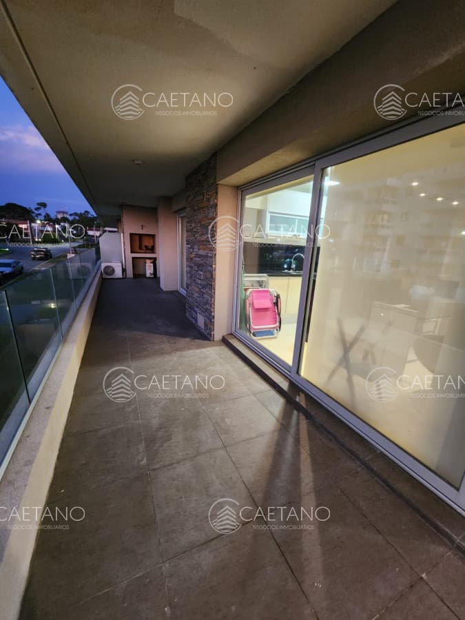 Con hermosa vista le traemos en venta este comodo Departamento — foto 2