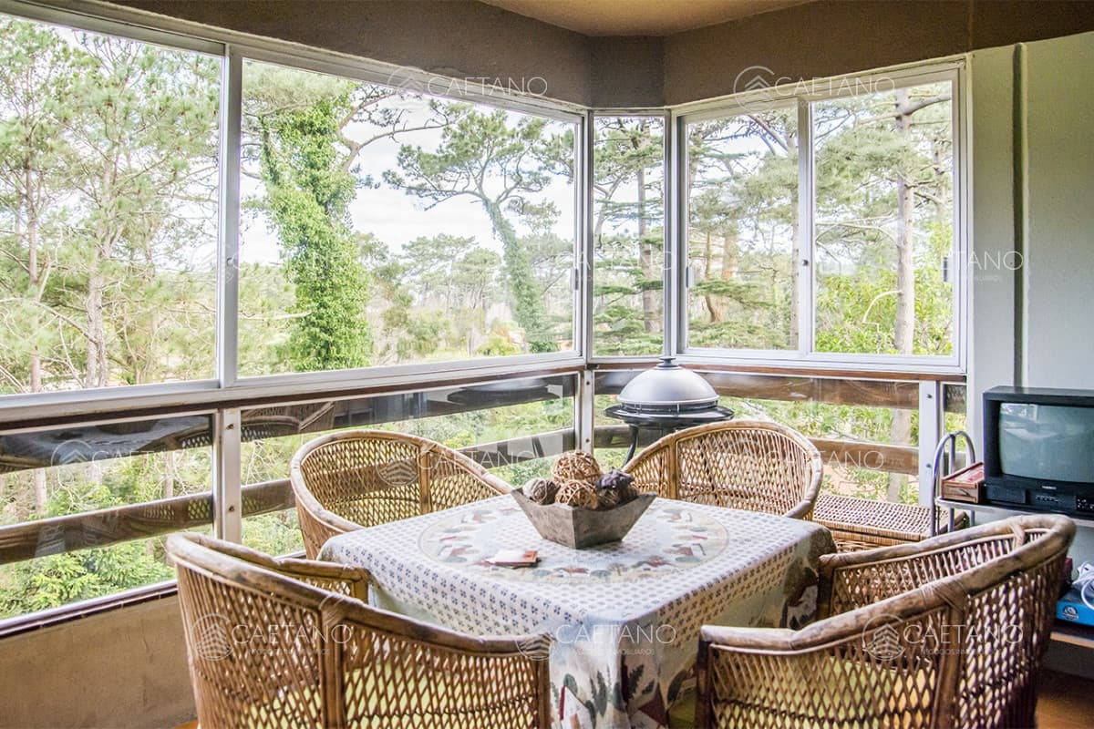 Apartamento en venta de 2 dormitorios en Parada 18 de Av. Roosevelt, Punta del Este