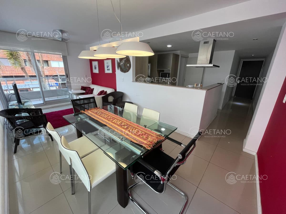 Apartamento en Venta de 2 dormitorios a cuadras del Puerto , Punta del este — foto 2