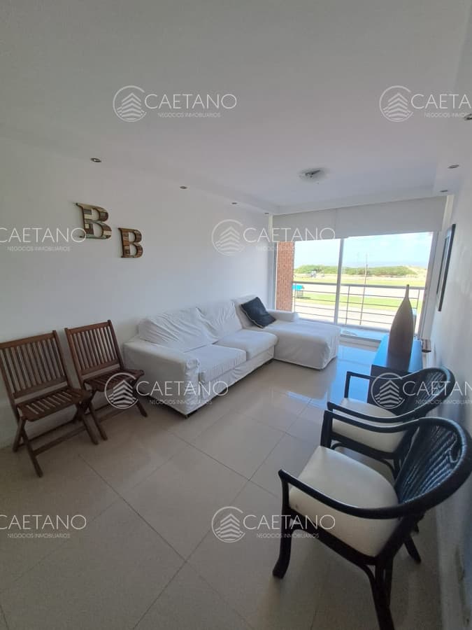 Venta apartamento 2 dormitorios. Playa brava, Punta del Este