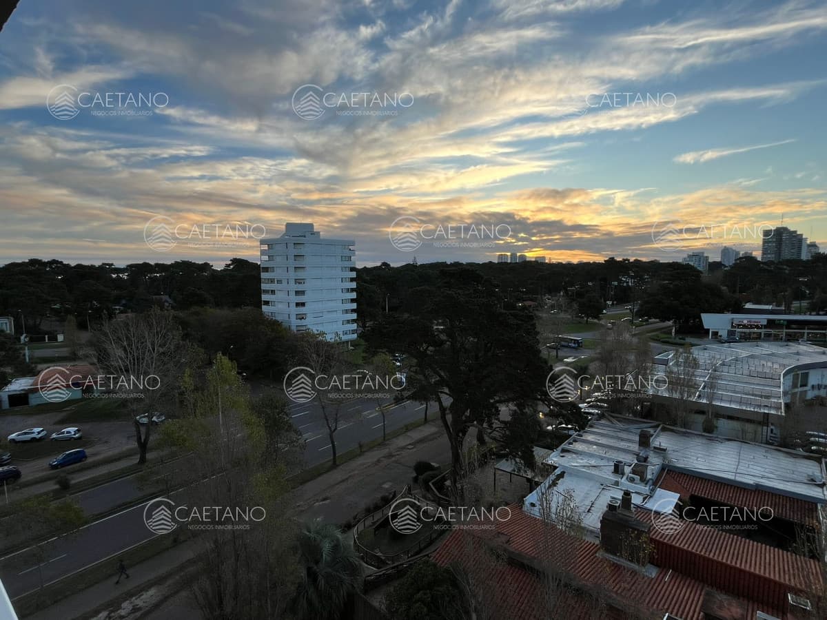 HERMOSO  APARTAMENTO