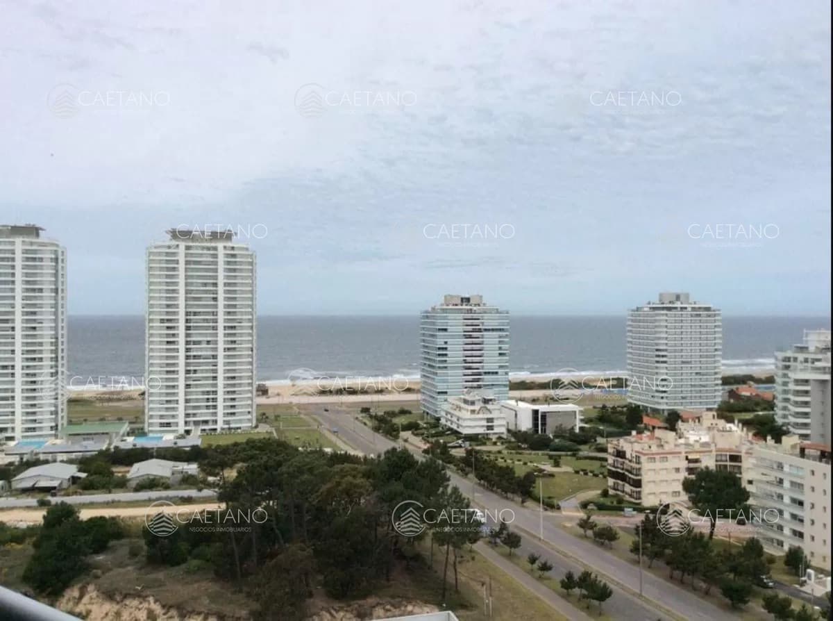 Departamento en venta en Torre One, Punta Del Este