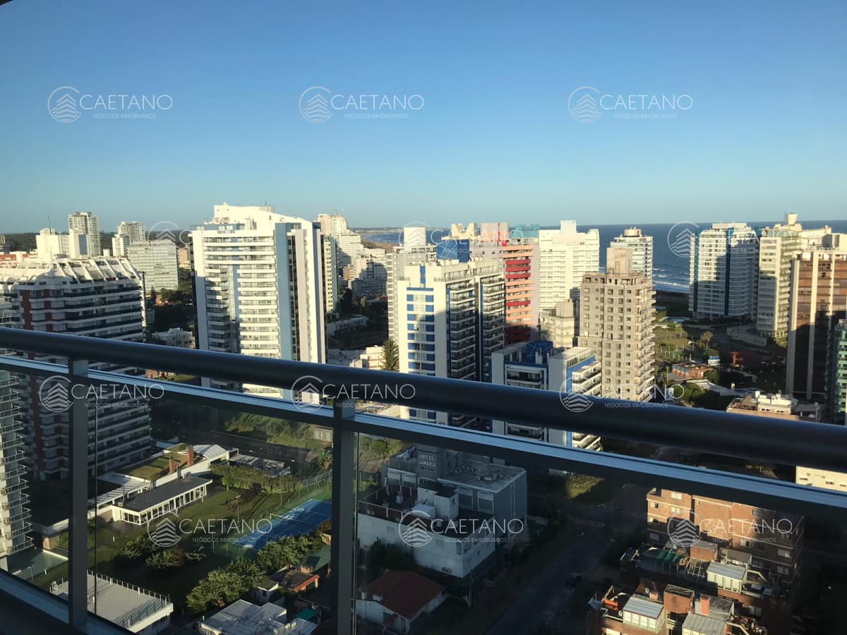 Departamento, de 2 suites, a la venta en Punta del Este — foto 2