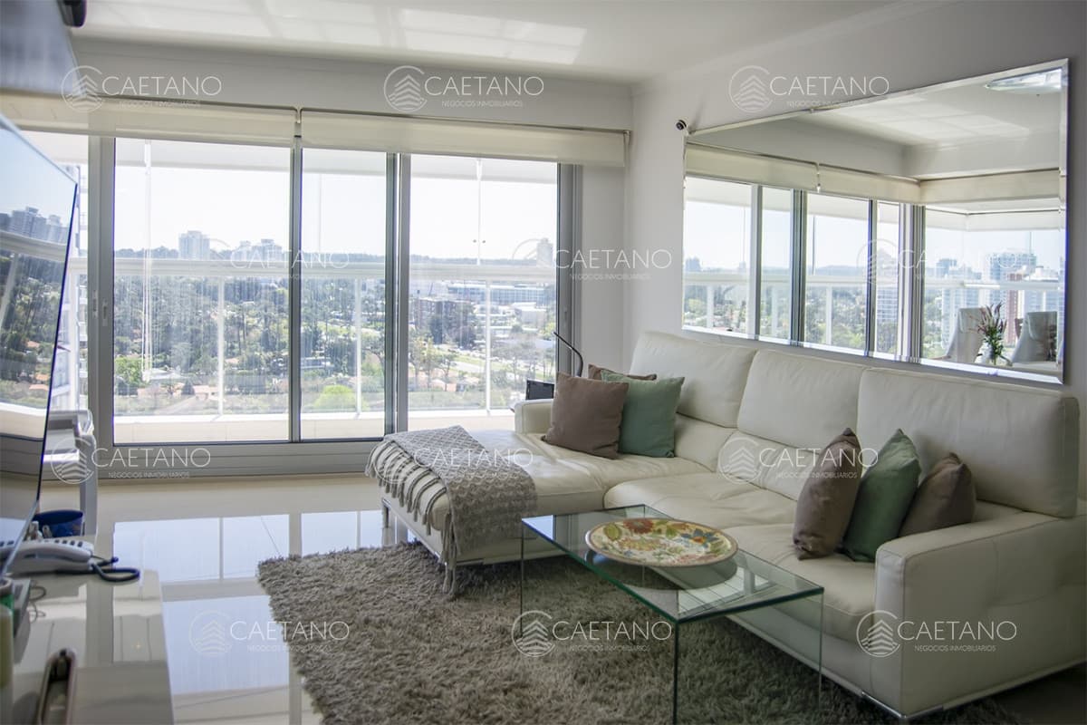 MIAMI BOULEVARD, PUNTA DEL ESTE, PLAYA MANSA, DOS DORMITORIOS , PRIMERAS PARADAS — foto 3
