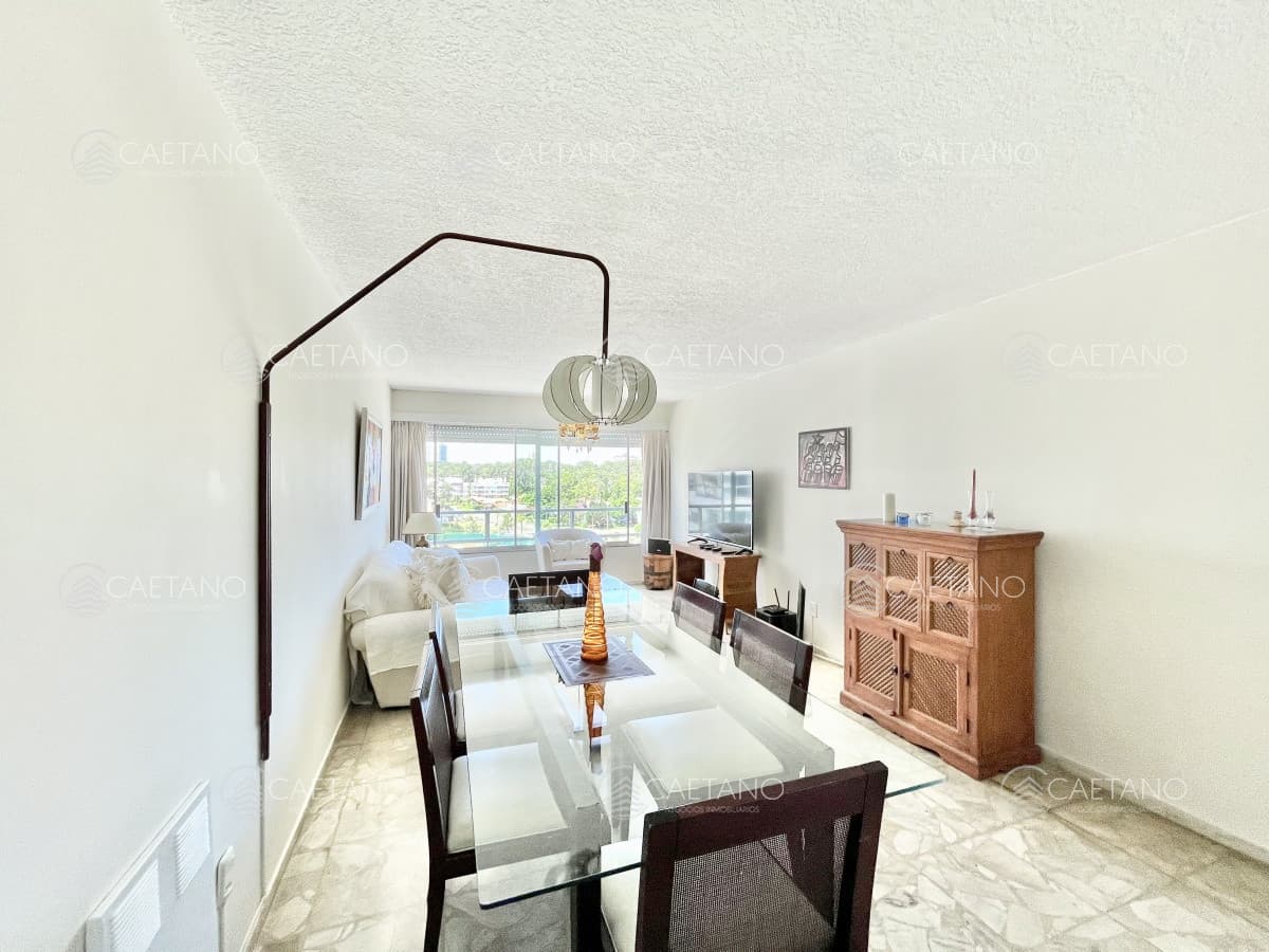 Apartamento en venta 2 dormitorios Playa Mansa, Punta del Este — foto 2