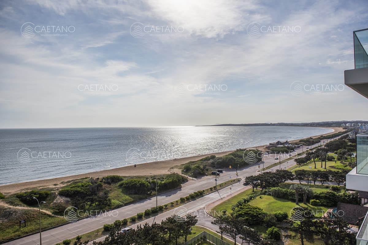 Alquiler temporal apartamento 3 dormitorios playa mansa Punta del Este