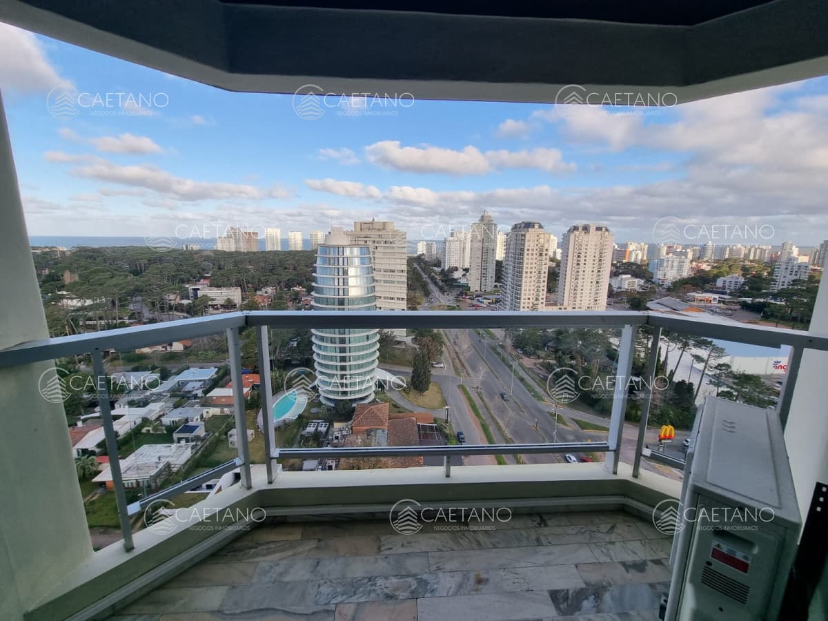 Vende espectacular apartamento de 3 dormitorios en Punta del Este — foto 3