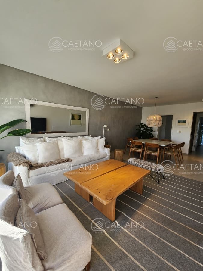 Apartamento pent house en Brava 28, penhtouse, 2 dormitorios. Playa brava — foto 2
