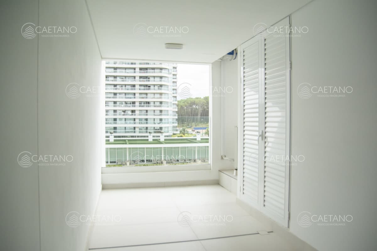 Venta apartamento 3 dormitorios. Playa brava, Punta del Este. — foto 3