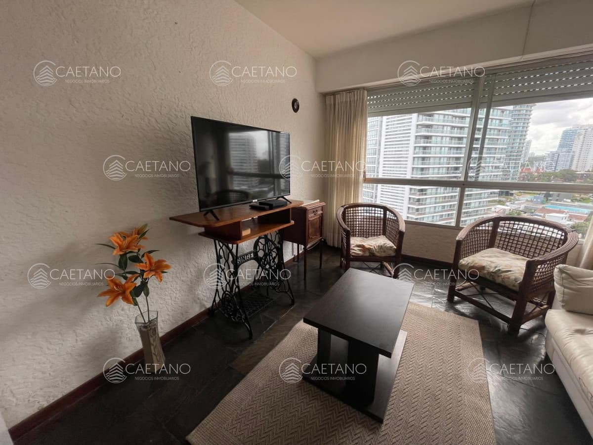Departamento en venta en Brava - Punta del Este de 1 dormitorio y medio. — foto 2
