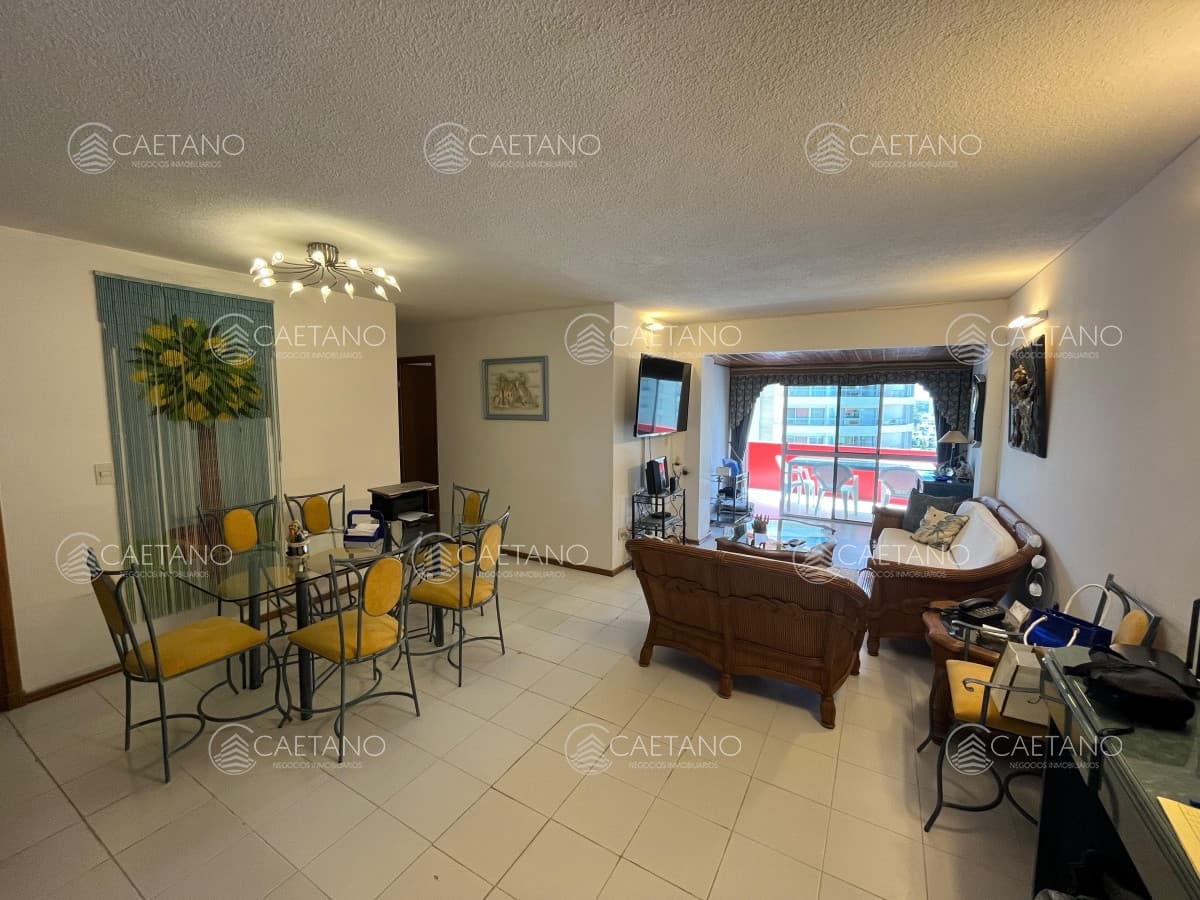 Venta apartamento de 2 dormitorios con amplia planta en Punta del Este — foto 3