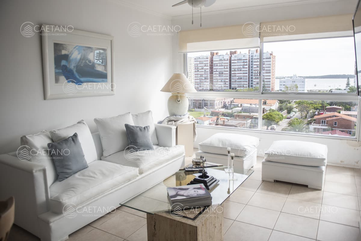 Vende apartamento de 2 dormitorios en Brava Punta del Este — foto 2