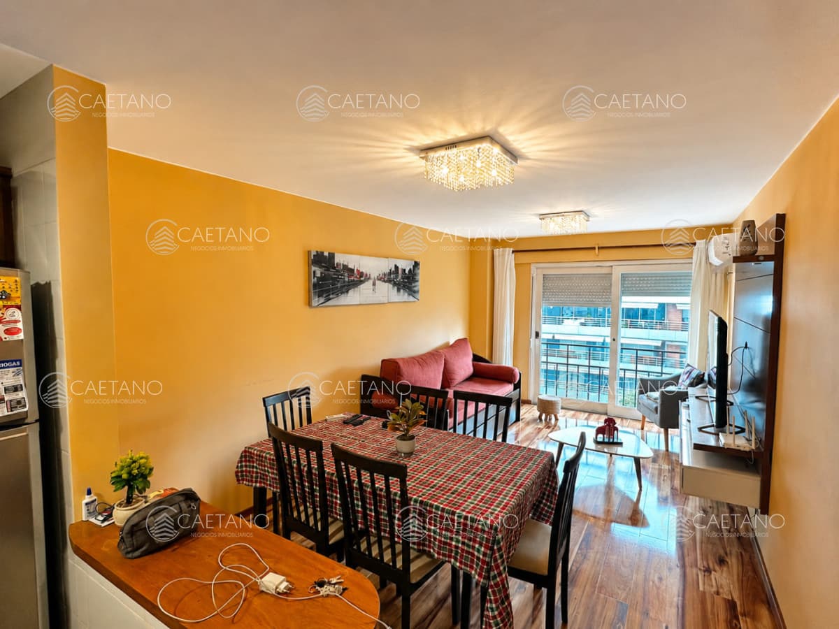 For annual rent, spectacular 1 bedroom apartment just meters from the sea in Punta del Este — foto 2