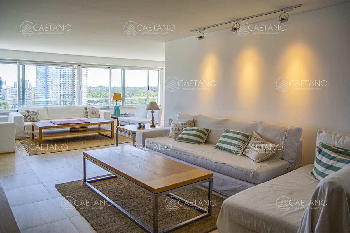 Excelente departamento en Punta del Este — foto 3