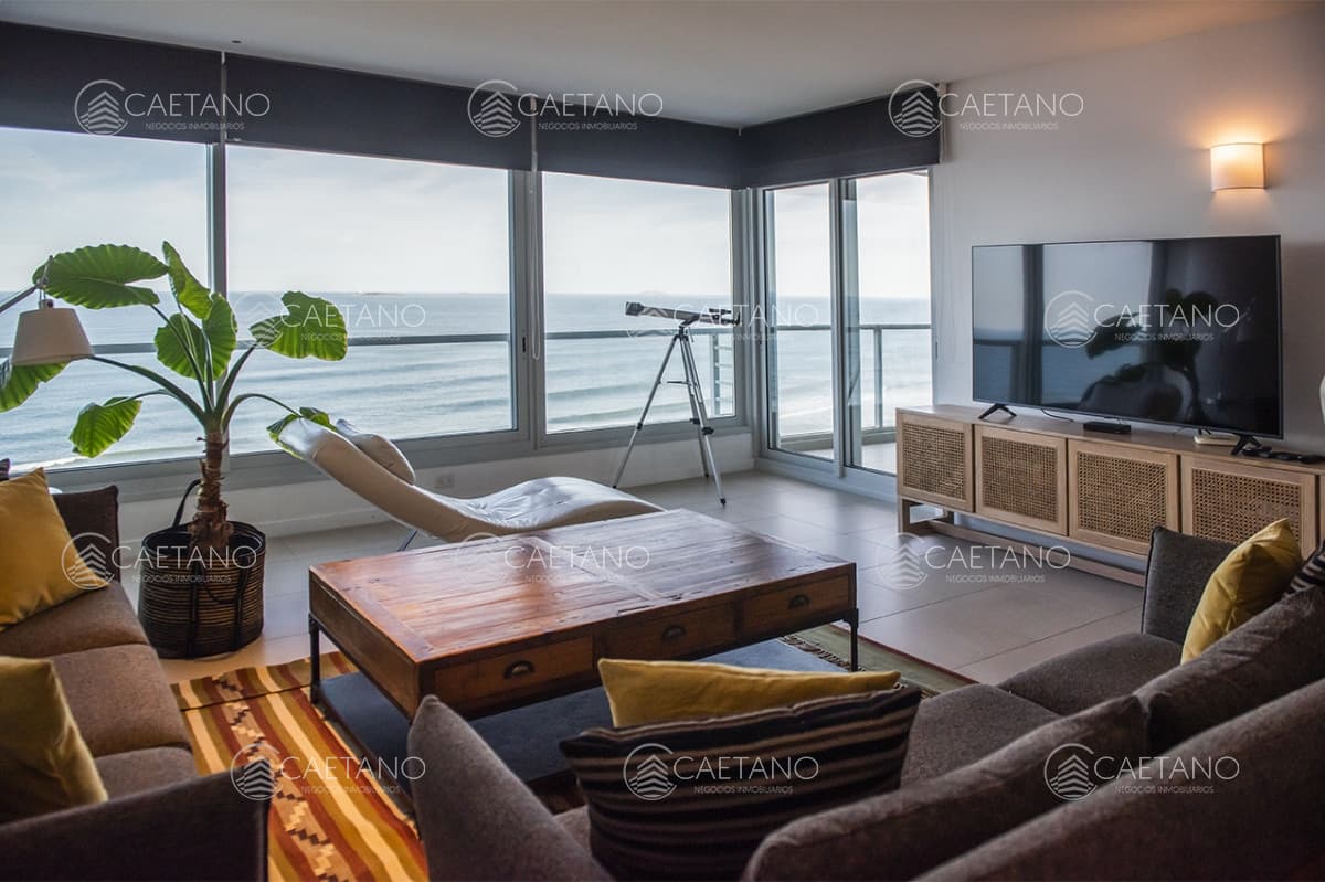 Espectacular departamento frente al mar en venta, 2 dorm + dep en venta