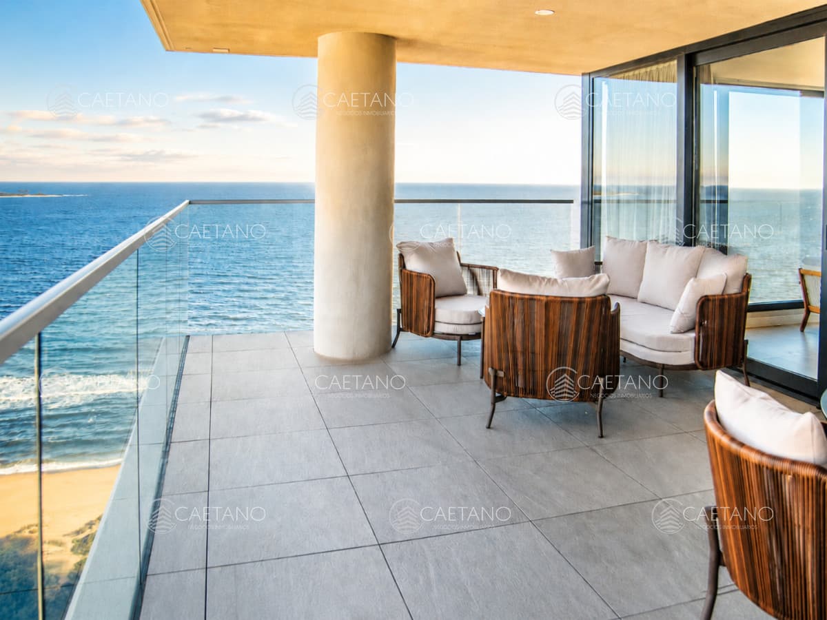 Departamento de 4 dormitorios en venta frente al mar, Torre Venetian