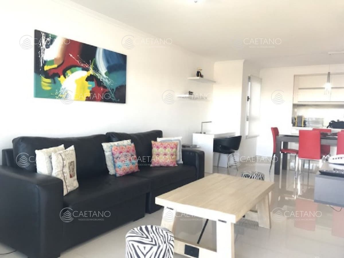 Hermoso Departamento en venta de 2 dormitorios en Mansa, Punta del Este