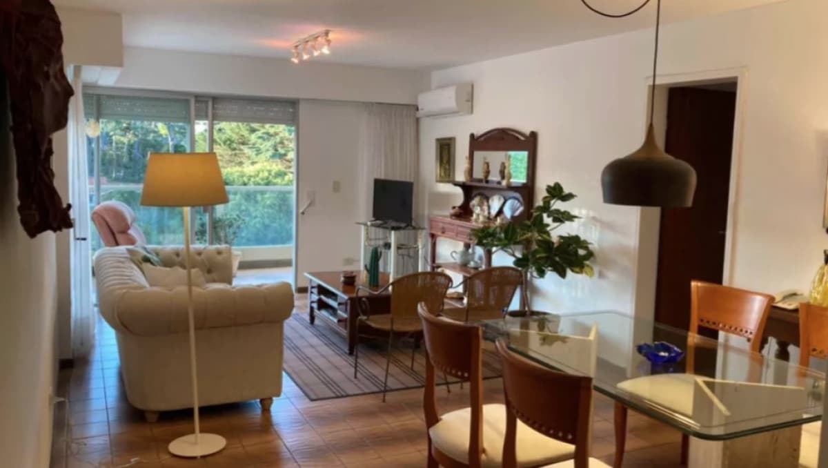 En venta impecable apartamento en Roosevelt Punta del Este, de 2 dormitorios.