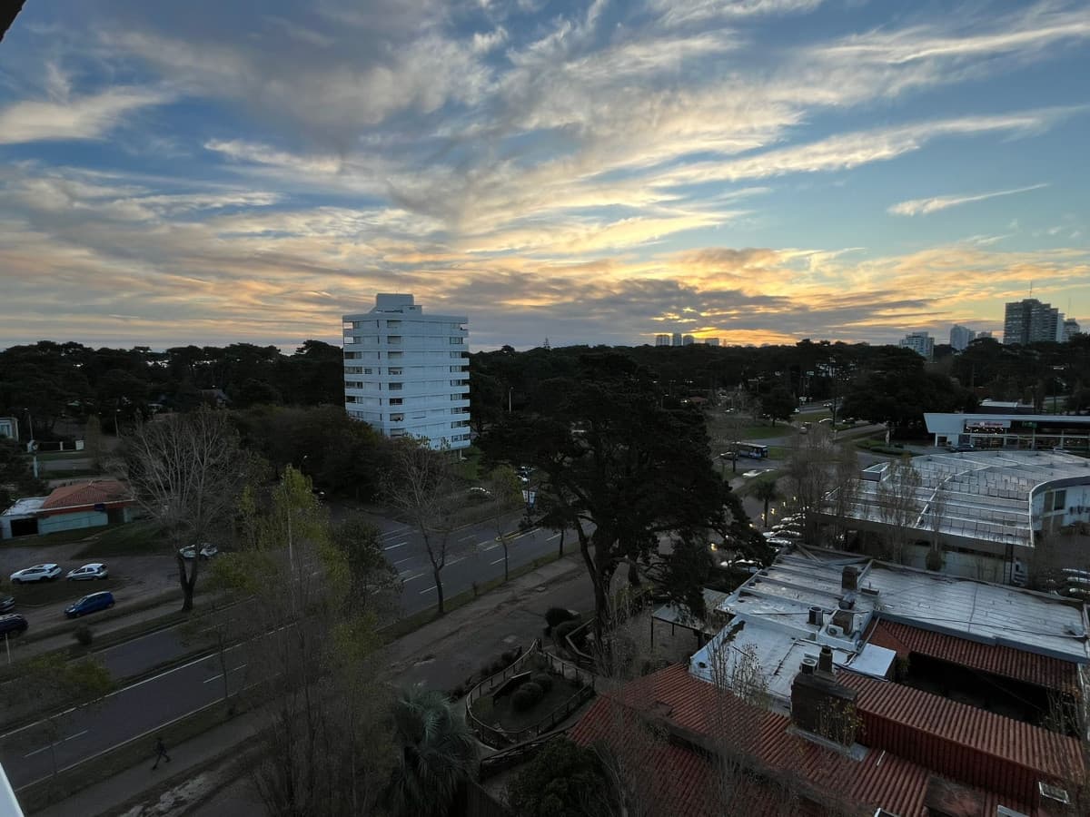 HERMOSO  APARTAMENTO