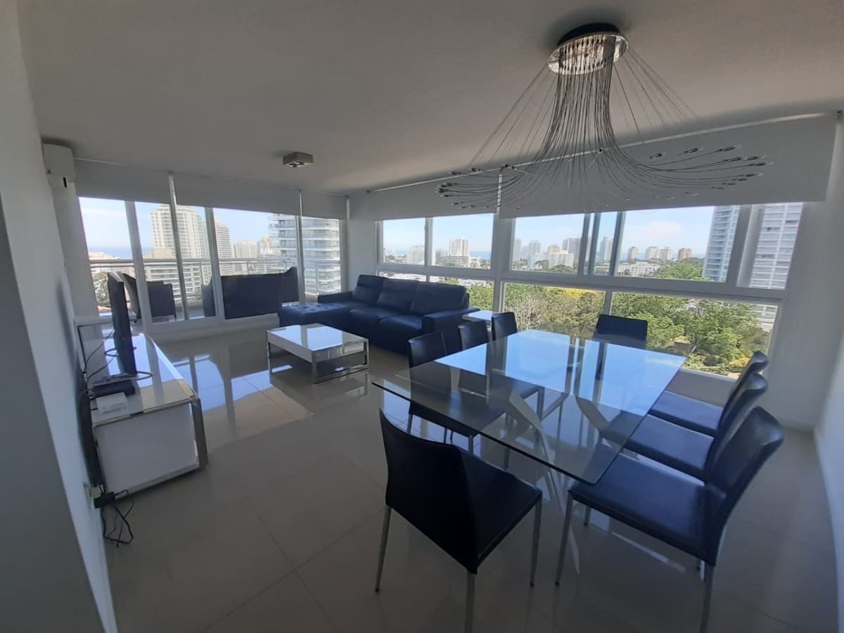 Apartamento en alquiler en Punta del Este