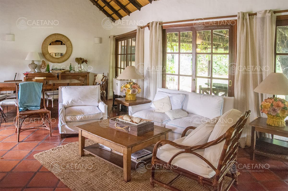 En venta casa de 1 dormitorio con dependencia en Cantegril — foto 2