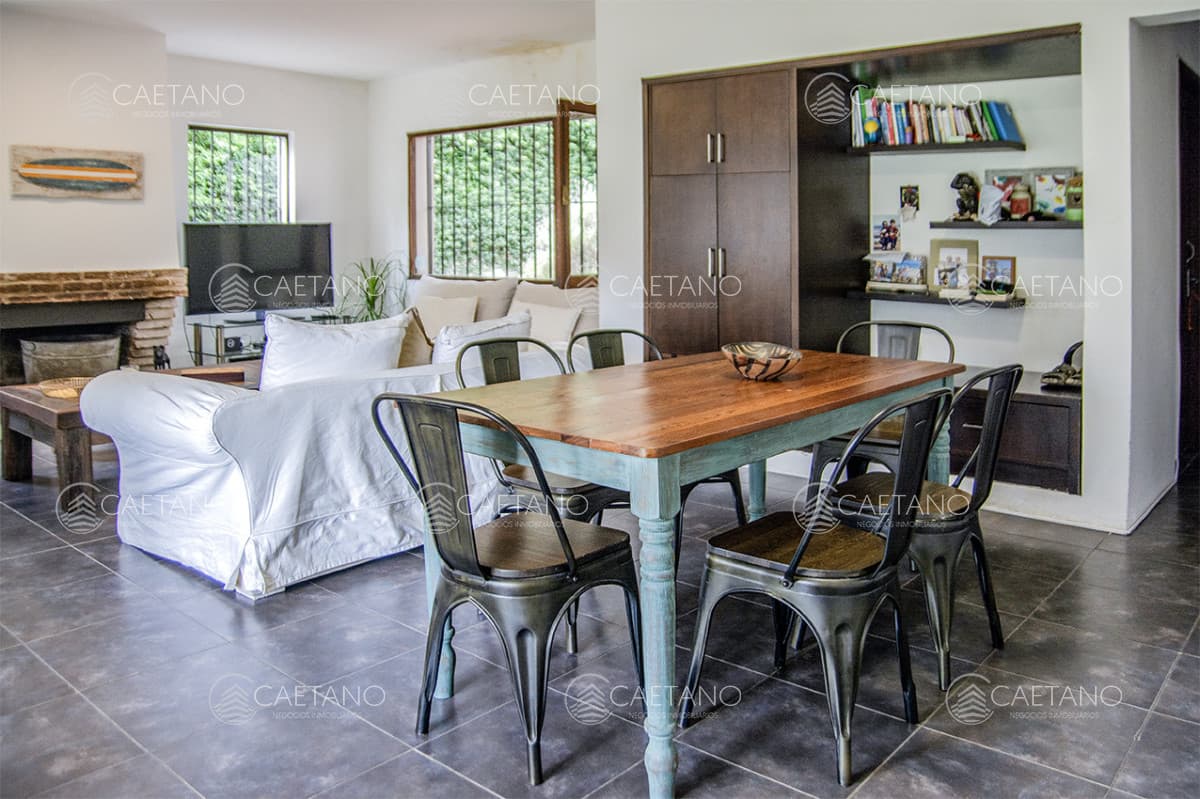 Excelente chalet de 5 dormitorios en venta a pasos de Playa Mansa Punta del Este — foto 3