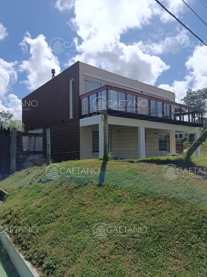 Casa en venta de 3 dormitorios con piscina en en Mananantiales Punta del Este