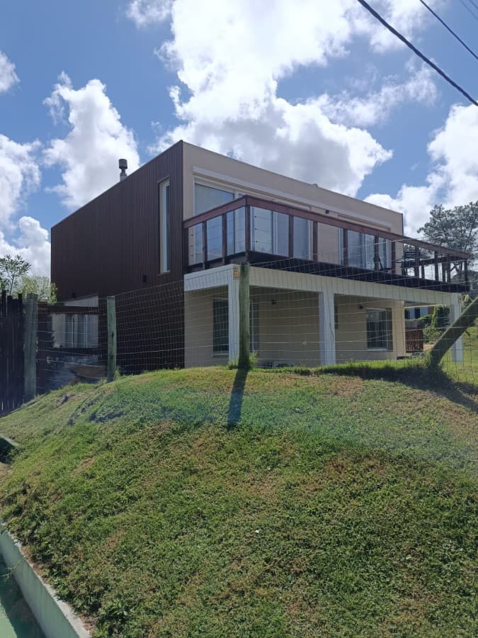 Casa en venta de 3 dormitorios con piscina en en Mananantiales Punta del Este