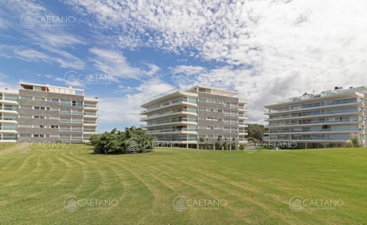 Alquiler en punta del este 3 dormitorios sobre el mar Brava — foto 2